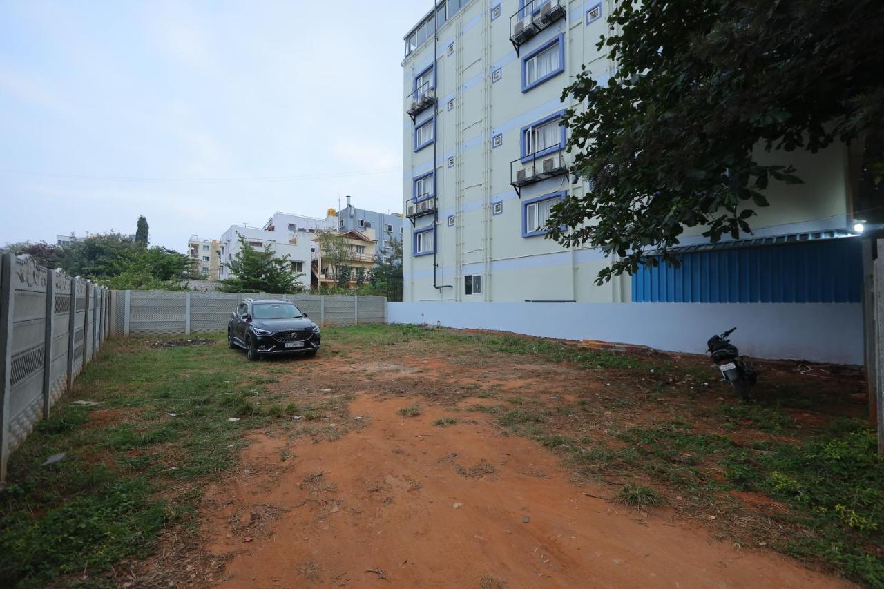 Vovo Hotels Yelahanka Eksteriør billede