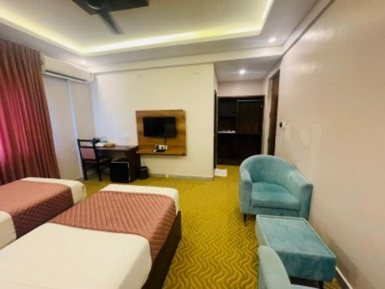 Vovo Hotels Yelahanka Eksteriør billede