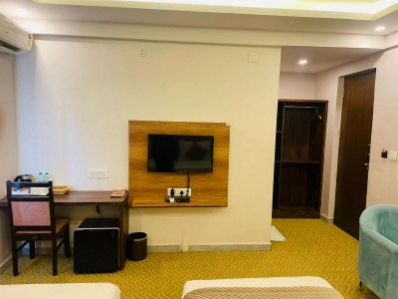 Vovo Hotels Yelahanka Eksteriør billede